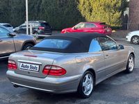 Gebraucht Mercedes CLK200 Avantgarde 163 PS (119 kW) 2003 Beige Cabrio