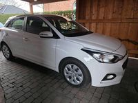 Gebraucht Hyundai i20 Active 75 PS (55 kW) 2019 Weiß Kleinwagen