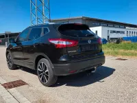 Gebraucht Nissan Qashqai Tekna 131 PS (96 kW) 2016 Schwarz SUV