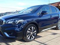 Usado Suzuki SX4 140 HP (102 kW) 2017 Azul Sedan