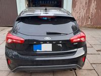 Gebraucht Ford Focus ST-Line 125 PS (91 kW) 2018 Schwarz Limousine