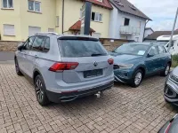 Gebraucht VW Tiguan Active 150 PS (110 kW) 2022 Mondsteingrau SUV