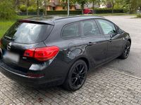 gebraucht Opel Astra Astra1.7 CDTI DPF Sports Tourer Design Edition