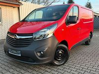 Gebraucht Opel Vivaro 95 PS (69 kW) 2017 Rot Van / Kleinbus