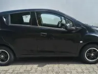 Gebraucht Chevrolet Spark 68 PS (50 kW) 2012 Schwarz Kleinwagen