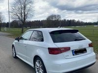 Gebraucht Audi A3 S-Line 140 PS (102 kW) 2014 Weiß Limousine