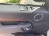 Gebraucht Land Rover Discovery 5 353 PS (259 kW) 2024 Silicon silver SUV