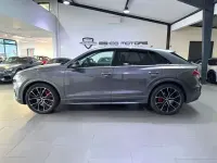 Używany Audi Q8 Performance 286 KM (210 kW) 2019 Szary SUV