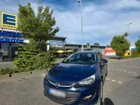 Gebraucht Opel Astra 110 PS (80 kW) 2013 Blau Kombi