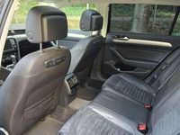 Gebraucht VW Passat Highline 239 PS (175 kW) 2015 Schwarz Kombi