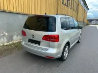 Gebraucht VW Touran Comfortline 105 PS (77 kW) 2012 Silber Van / Kleinbus