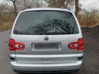 Second-hand VW Sharan 116 CP (85 kW) 2007 Argintiu Monovolum