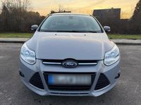 Gebraucht Ford Focus Titanium 116 PS (85 kW) 2011 Grau Limousine