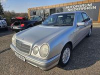 Gebraucht Mercedes E240 Elegance 170 PS (125 kW) 1998 Silber Limousine