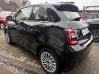 Gebraucht Fiat 500e 86 kW (118 PS) 2023 Schwarz Limousine