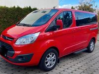 Gebraucht Ford Tourneo 125 PS (91 kW) 2015 Rot Van / Kleinbus