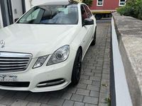 Gebraucht Mercedes E200 184 PS (135 kW) 2011 Weiß Limousine