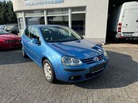 Gebraucht VW Golf V Trendline 90 PS (66 kW) 2004 Coastalblue perleffekt Limousine