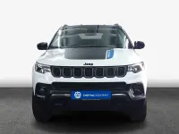 Gebraucht Jeep Compass Trailhawk 181 PS (133 kW) 2024 Alpine white SUV