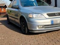 Gebraucht Opel Astra Edition 101 PS (74 kW) 2000 Silber Coupé