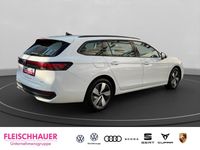 Gebraucht VW Passat Business 150 PS (110 kW) 2023 Blau Kombi