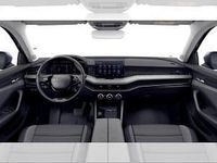 Neu Skoda Superb Selection 193 PS (141 kW) 2026 Grau (graphite grey) Kombi