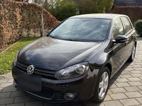 Gebraucht VW Golf VI 105 PS (77 kW) 2011 Schwarz Kleinwagen
