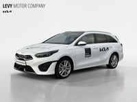 Gebraucht Kia Ceed Sportswagon Platinum Edition 141 PS (103 kW) 2023 Hw2 deluxeweiss met Kombi