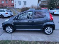 gebraucht Peugeot 107 Petit Filou - Klima, Servo, Freisprech, DAB