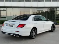 Gebraucht Mercedes E350 AMG line 258 PS (189 kW) 2017 Weiß Limousine