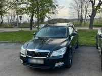 Gebraucht Skoda Octavia 140 PS (102 kW) 2011 Schwarz Kombi