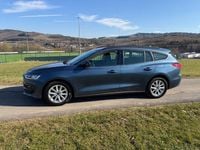 Gebraucht Ford Focus Cool & Connect 120 PS (88 kW) 2022 Blau Kombi
