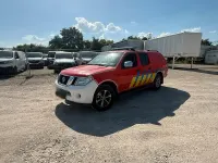 Gebraucht Nissan Navara 163 PS (119 kW) 2011 Rot Pickup