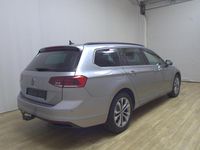 Gebraucht VW Passat Pro 150 PS (110 kW) 2022 Silber Kombi