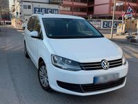 Gebraucht VW Sharan 190 PS (139 kW) 2011 Weiß Van / Kleinbus
