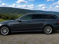 Gebraucht Mercedes E250 Elegance 204 PS (150 kW) 2010 Grau Limousine