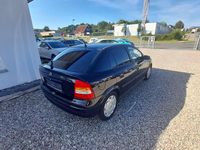 Second-hand Opel Astra 90 CP (66 kW) 2009 Negru Berlinǎ