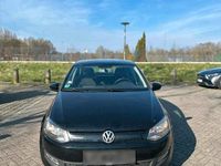 Gebraucht VW Polo 75 PS (55 kW) 2014 Schwarz Limousine