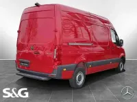 Używany Mercedes Sprinter 170 KM (125 kW) 2022 Czerwony Van