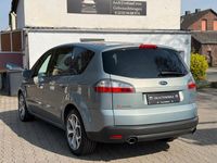 Gebraucht Ford S-MAX Titanium 175 PS (128 kW) 2009 Grau Van / Kleinbus