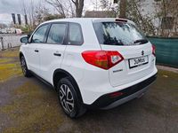 Gebraucht Suzuki Vitara Club 120 PS (88 kW) 2016 Weiß SUV