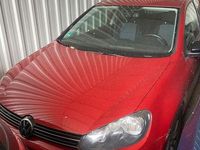 Gebraucht VW Golf VI Style 80 PS (58 kW) 2011 Rot Kleinwagen