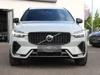 Gebraucht Volvo XC60 Plus 197 PS (144 kW) 2023 Vapour grey / metallic SUV