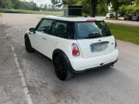 Gebraucht Mini ONE 90 PS (66 kW) 2006 Weiß Kleinwagen