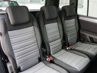 Gebraucht VW Touran Highline 150 PS (110 kW) 2025 Grenadillschwarz metallic Van / Kleinbus