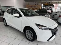 Gebraucht Mazda 2 Prime-Line 75 PS (55 kW) 2023 Weiß Kleinwagen