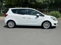 Gebraucht Opel Meriva Active 120 PS (88 kW) 2017 Weiß Van / Kleinbus
