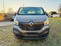 Gebraucht Renault Trafic Authentique 95 PS (69 kW) 2016 Grau Van / Kleinbus