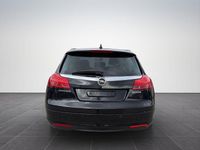 Gebraucht Opel Insignia 160 PS (117 kW) 2013 Schwarz Kombi