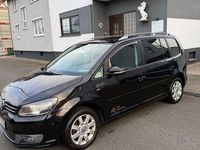 Gebraucht VW Touran Cup 105 PS (77 kW) 2014 Schwarz Van / Kleinbus